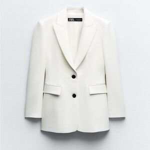 Zara Fitted shoulder pad blazer